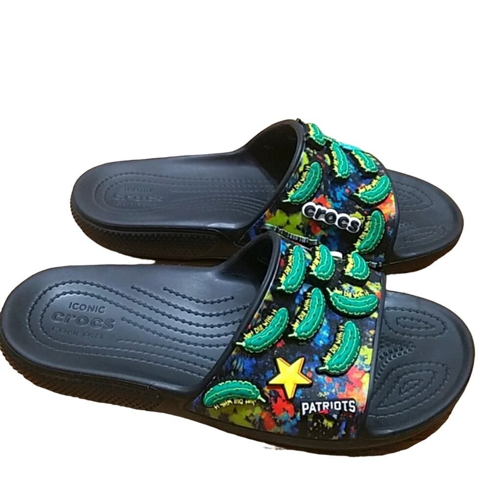Crocs Patriots 'Just Dill With It' Pickle Graphics Hotsauce Slides Men's 11